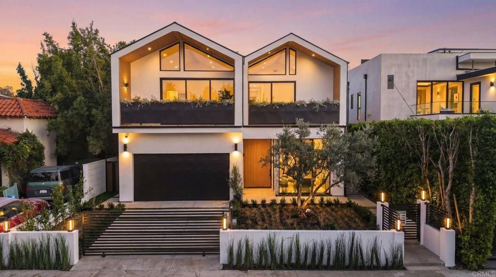 824 N Curson Avenue, Los Angeles