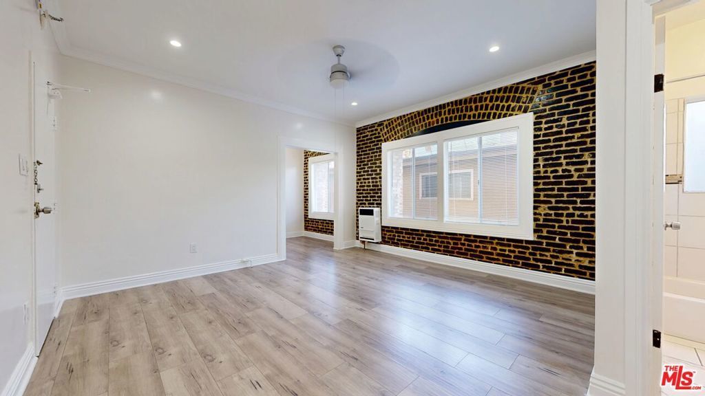 738 New Hampshire Avenue # 207, Los Angeles
