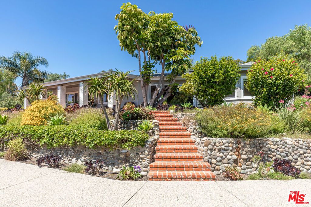 28901 Boniface Drive, Malibu
