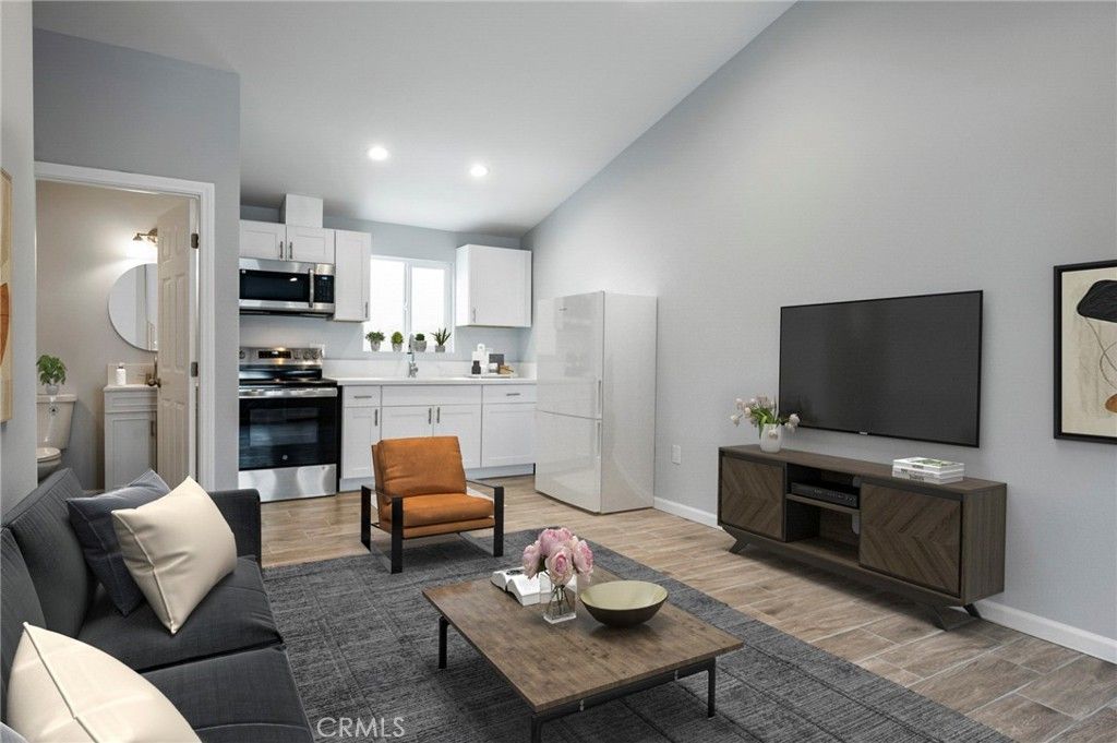 1514 1/2 E Young Street, Wilmington