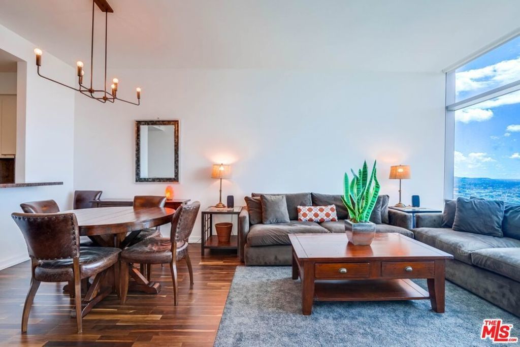 900 W Olympic Boulevard # 31f, Los Angeles