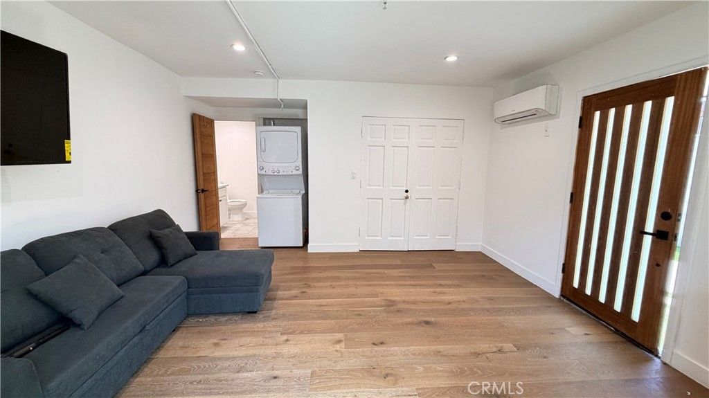7257 Wilbur Avenue # Adu, Reseda