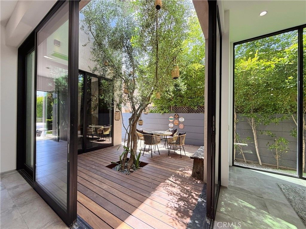 415 N Martel Avenue, Los Angeles