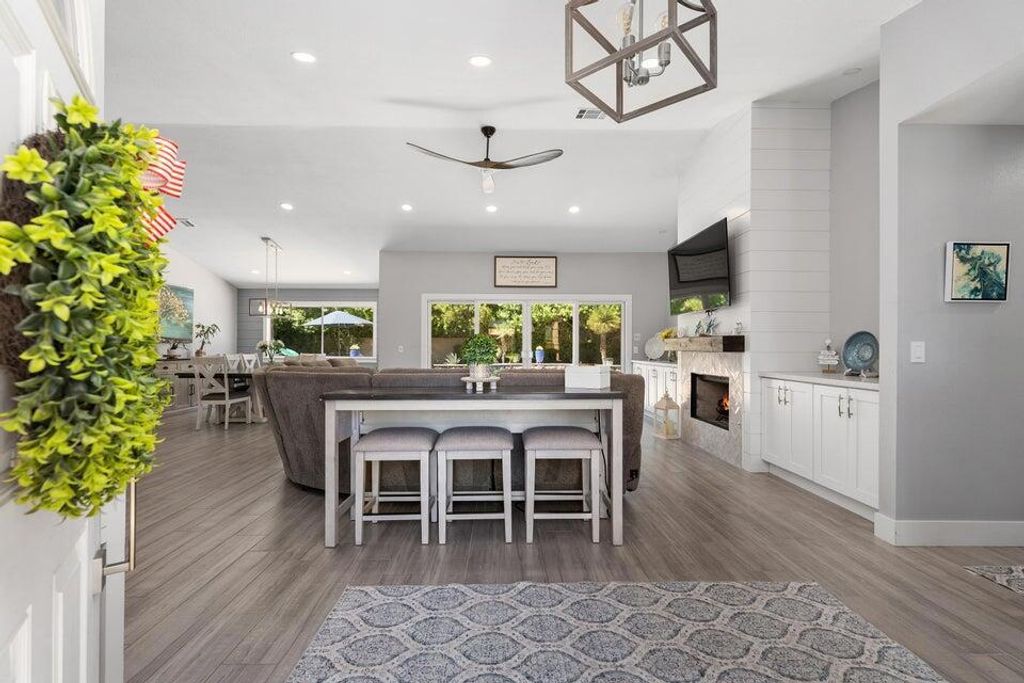 39369 Regency Way, Palm Desert
