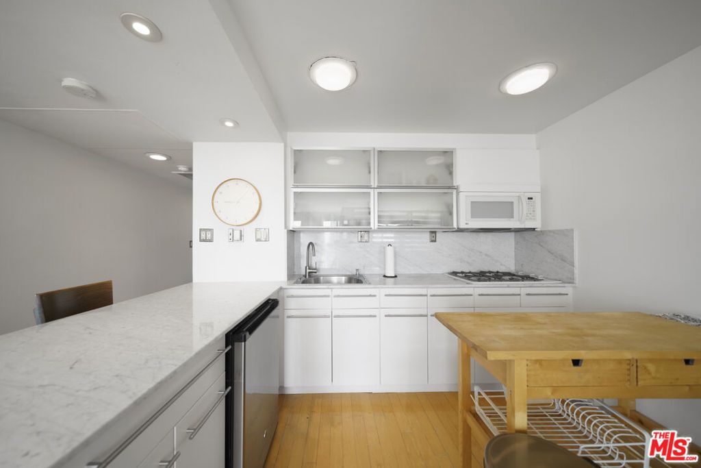 800 W 1st Street # 2104, Los Angeles