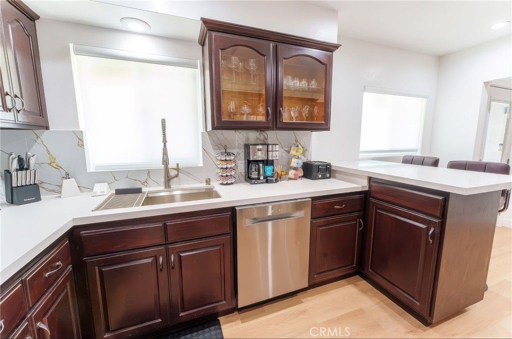 12329 Oxford, Hawthorne
