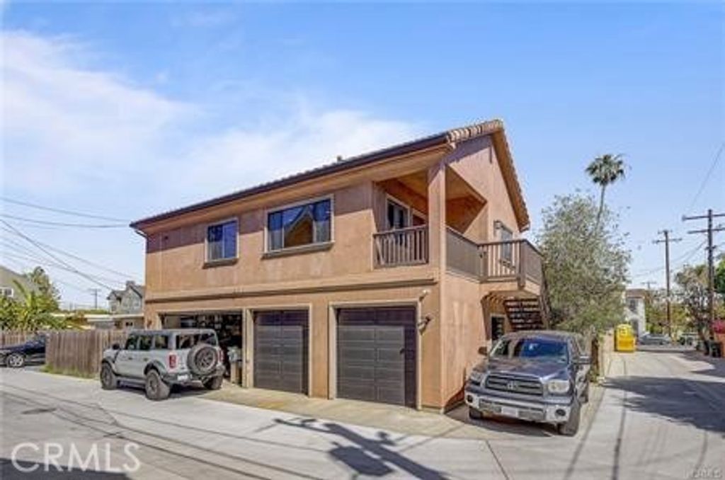 1581 Tustin Avenue, Costa Mesa