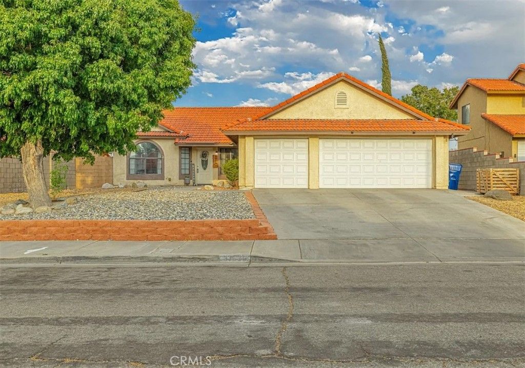 37526 Rose Street, Palmdale