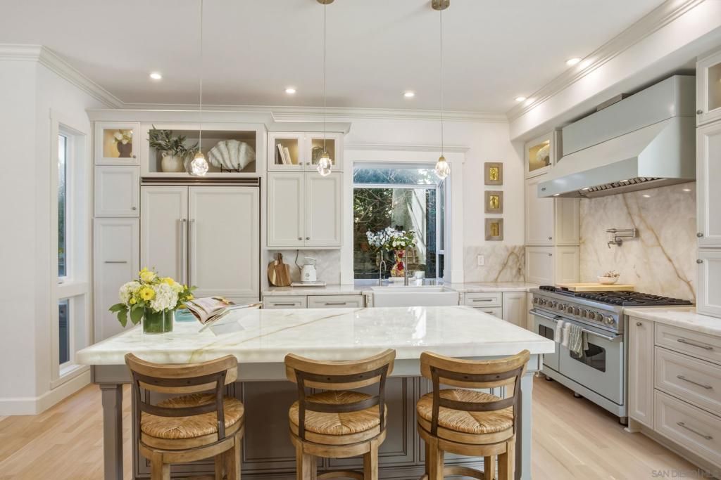 388 Bonair St, San Diego
