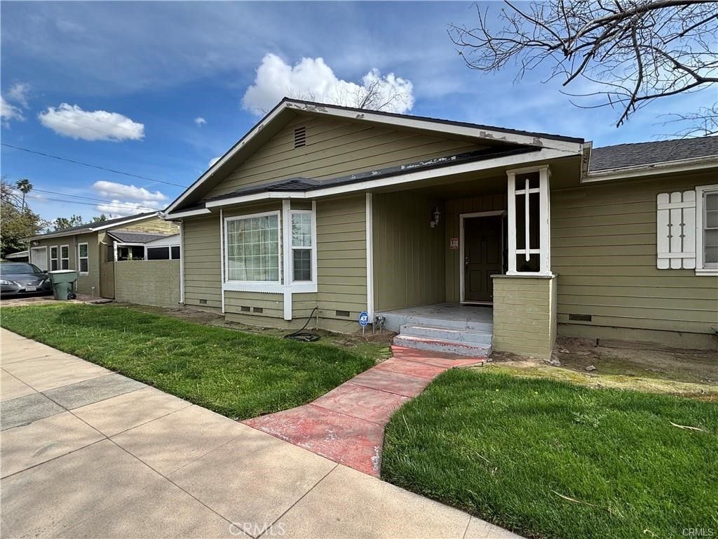 3297 N Pershing # 2, San Bernardino