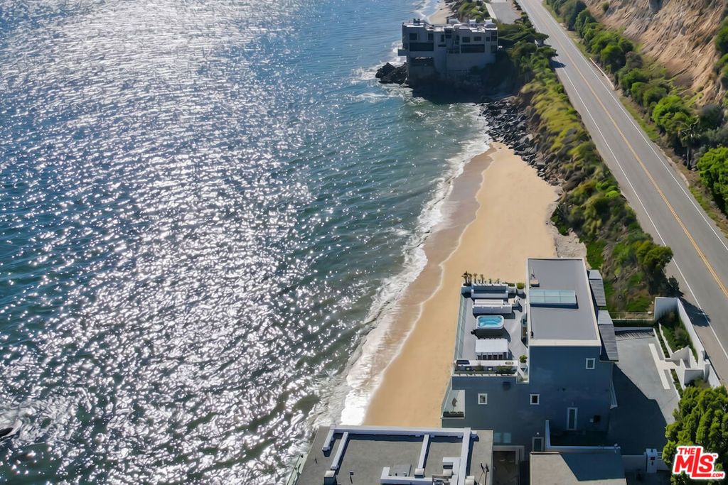 26122 Pacific Coast Highway, Malibu
