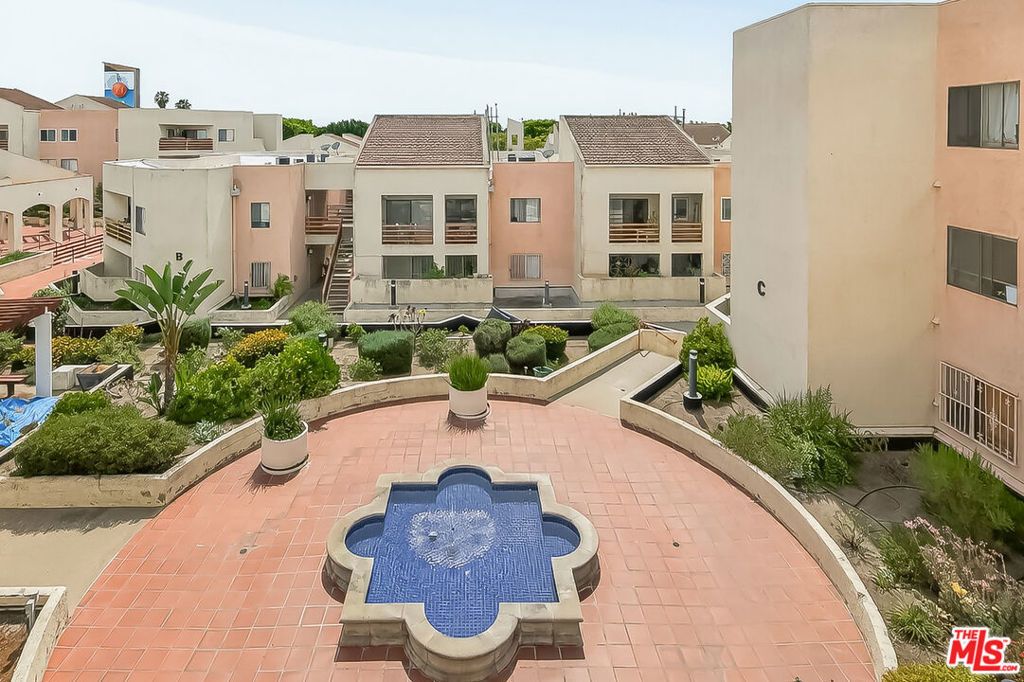 1118 Valencia Street # 310, Los Angeles