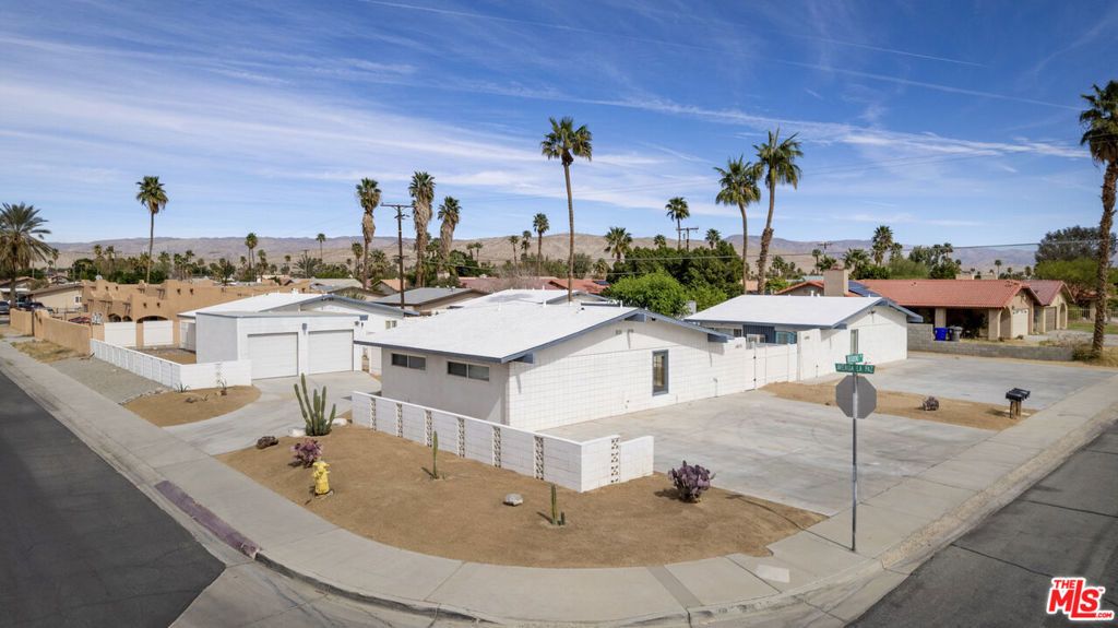 68080 Risueno Road, Cathedral City