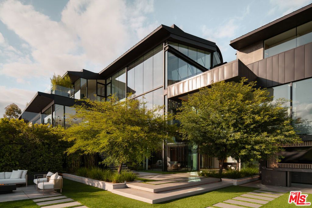 1853 Bel Air Road, Los Angeles