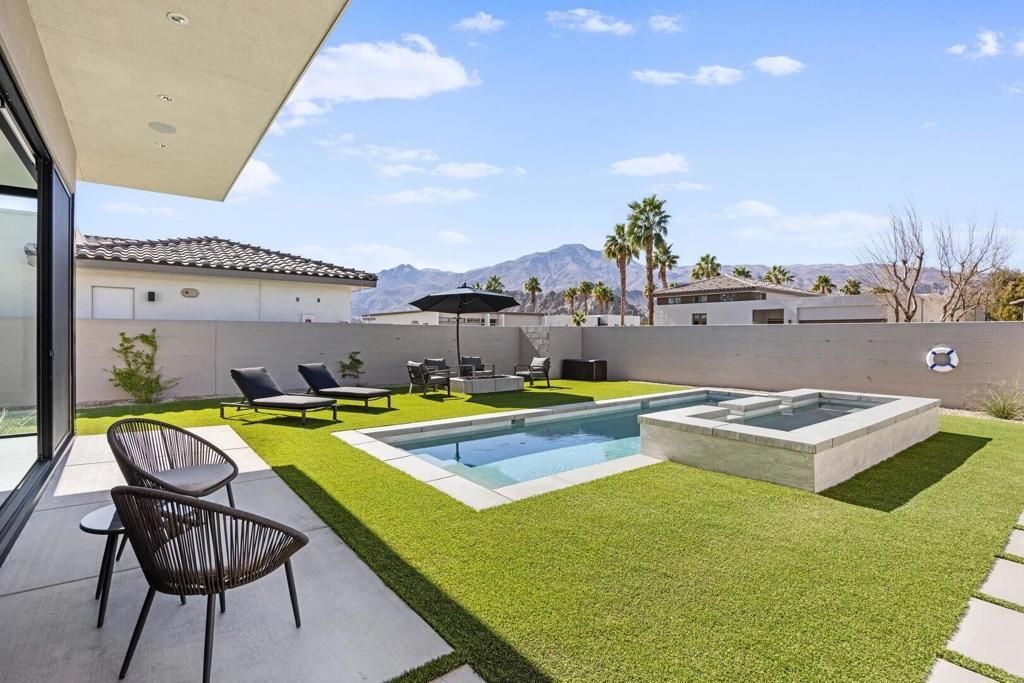 57880 Salida Del Sol, La Quinta