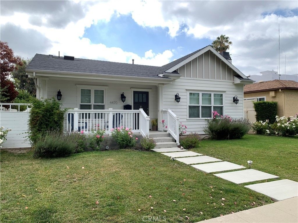 4470 Stansbury Avenue, Sherman Oaks