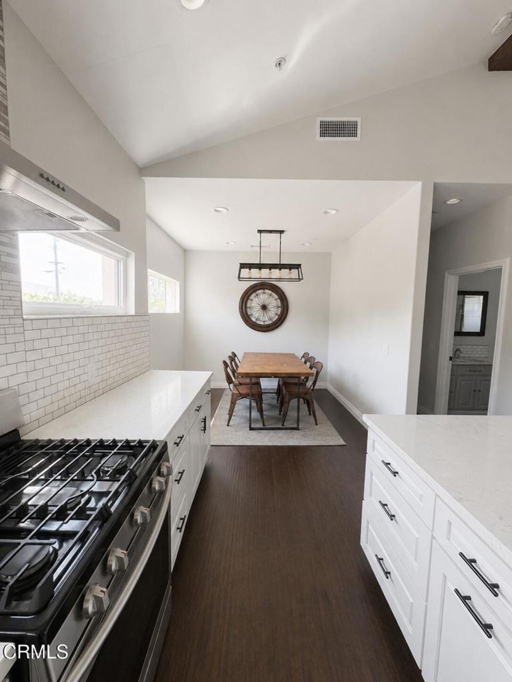 11000 Penrose Street, Los Angeles