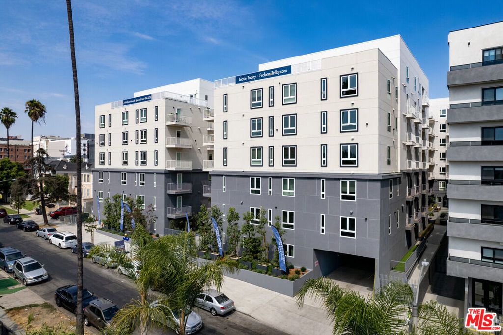 839 Fedora Street # 301b, Los Angeles