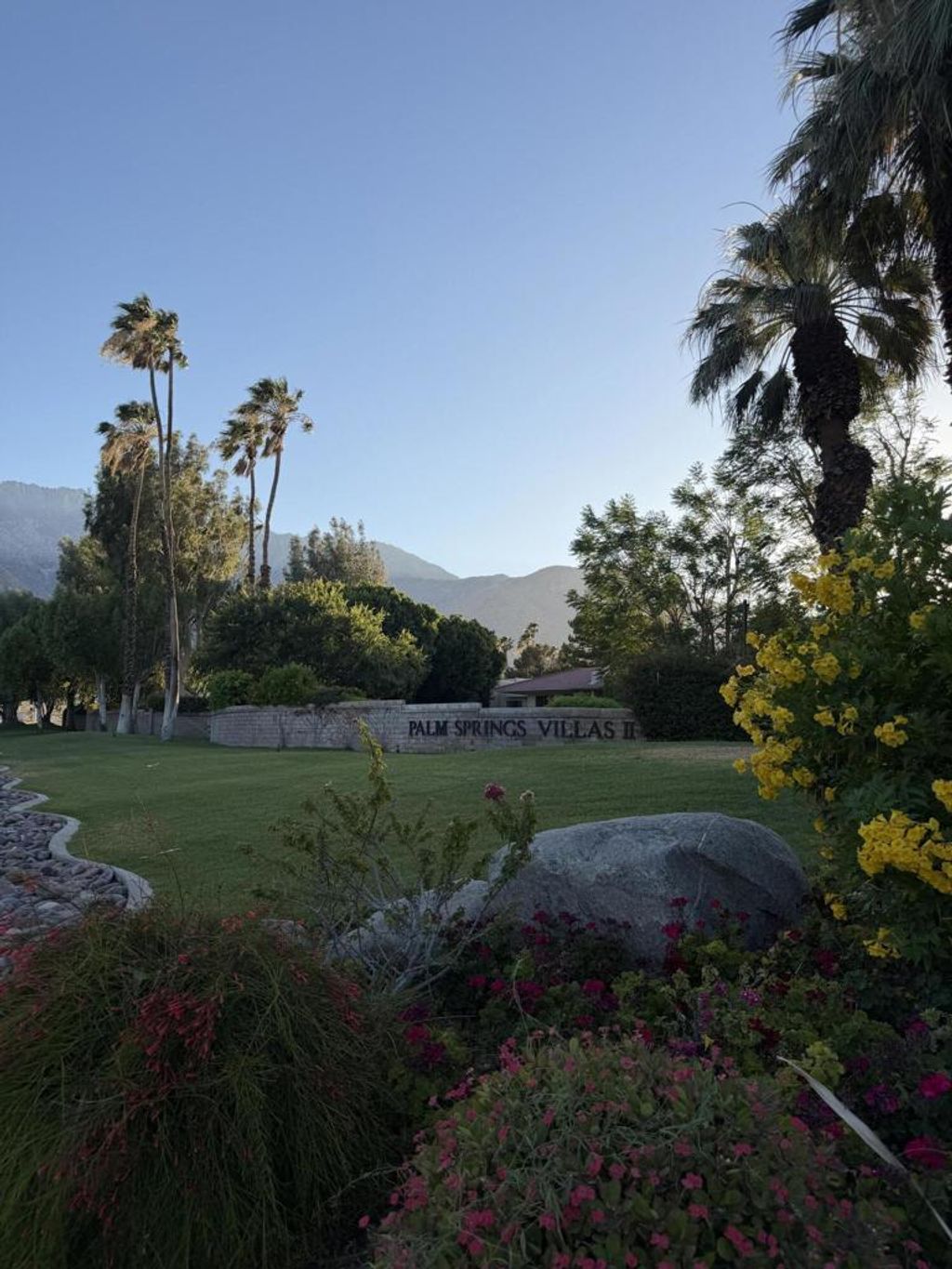 680 N Ashurst Court # 115, Palm Springs