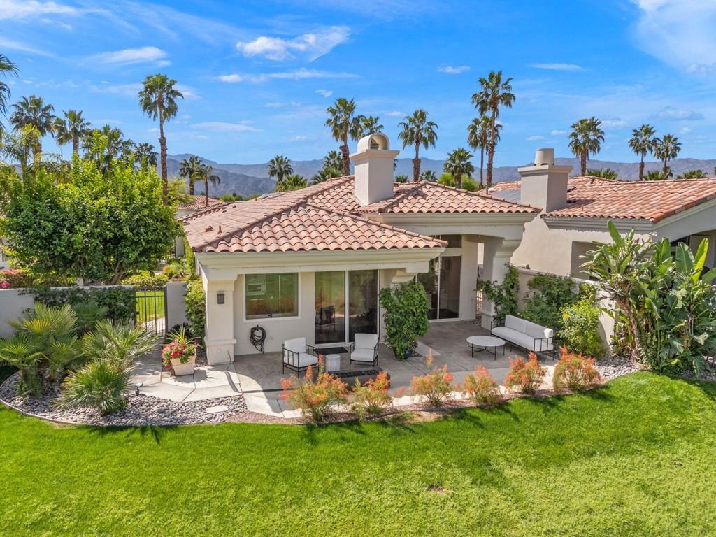 220 Tomahawk Drive, Palm Desert