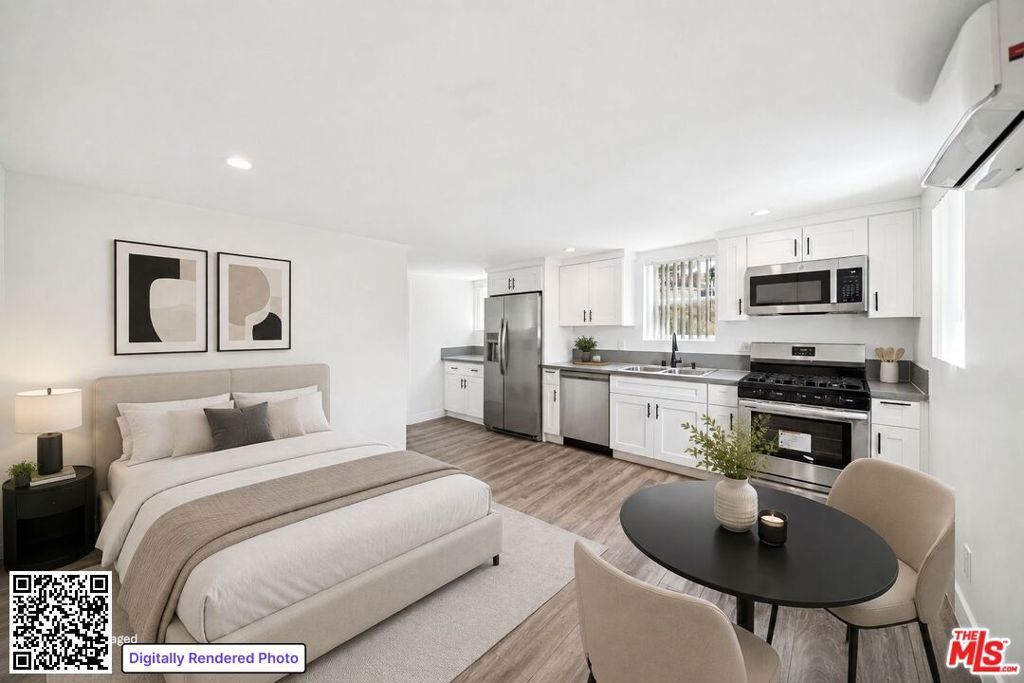 1267 Vin Scully Avenue # 1/2, Los Angeles