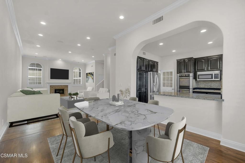 14234 Dickens Street # 3, Sherman Oaks