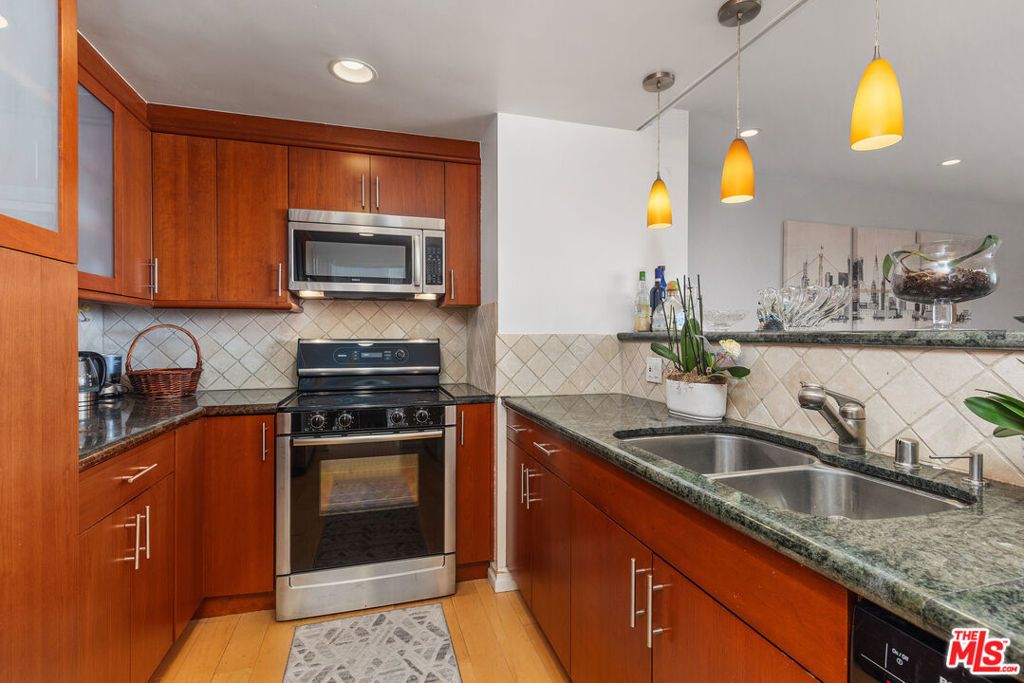 2170 Century Parkway # 2003, Los Angeles