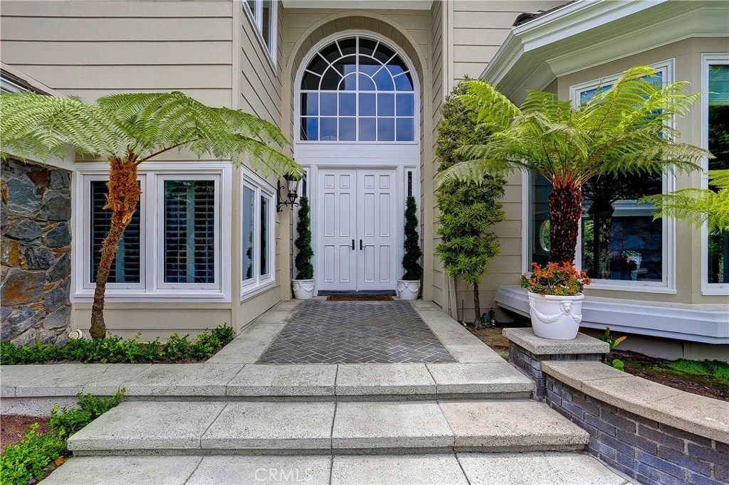 14 Rockingham Dr, Newport Beach