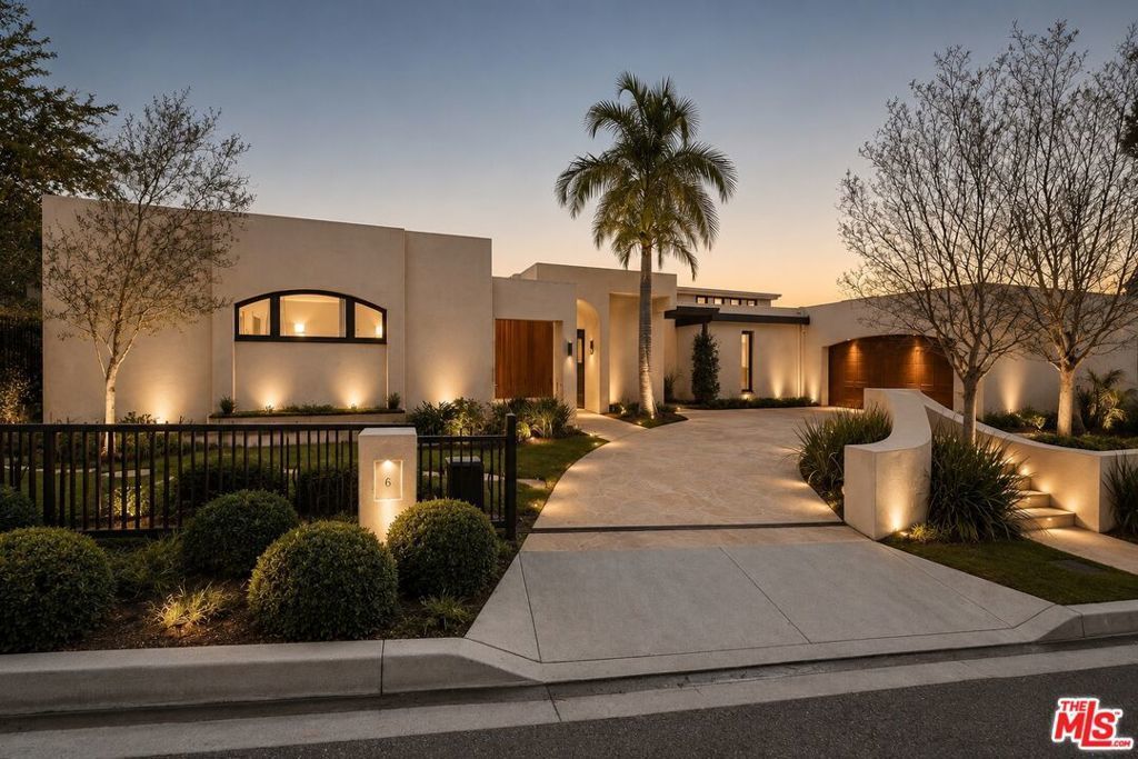 1740 Carla Ridge, Beverly Hills