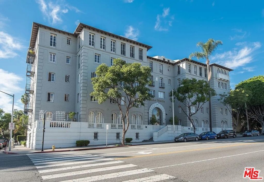 1201 N Crescent Heights Boulevard # 402, Los Angeles