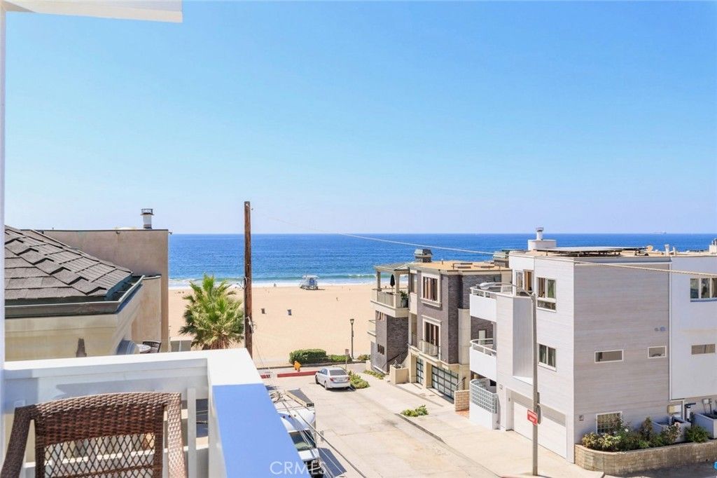 126 Neptune Avenue, Hermosa Beach
