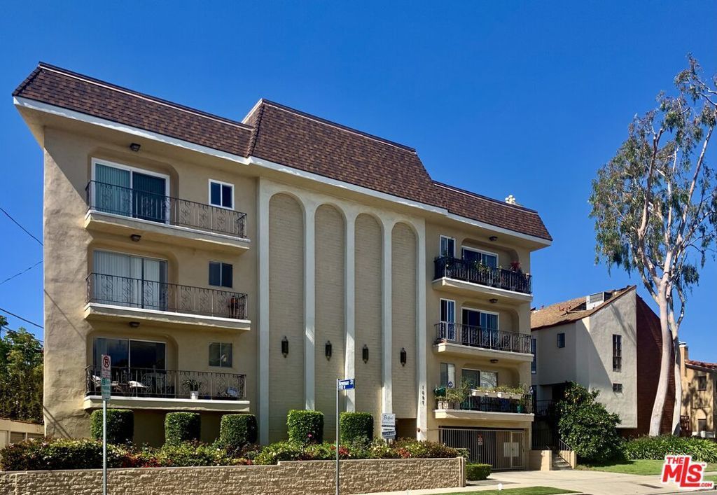 1097 S Bedford Drive # 204, Los Angeles