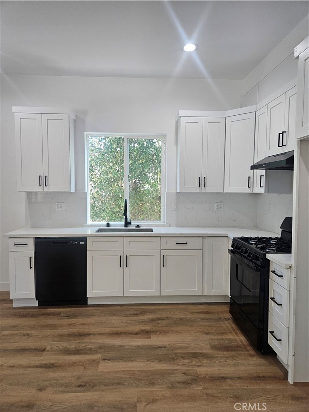 6955 Rhea, Reseda