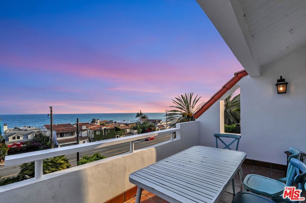 21625 Pacific Coast Highway, Malibu