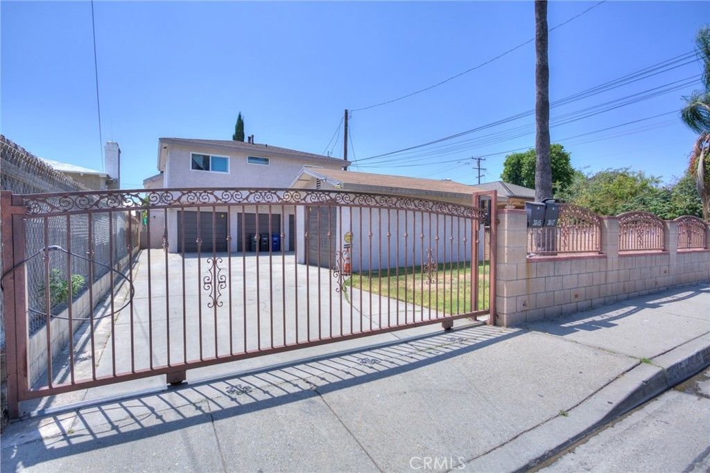 3045 Charlotte, Rosemead