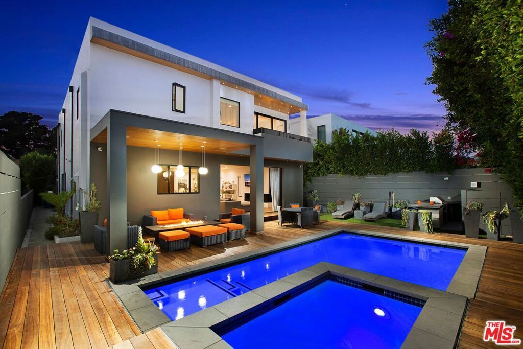 736 N Curson Avenue, Los Angeles