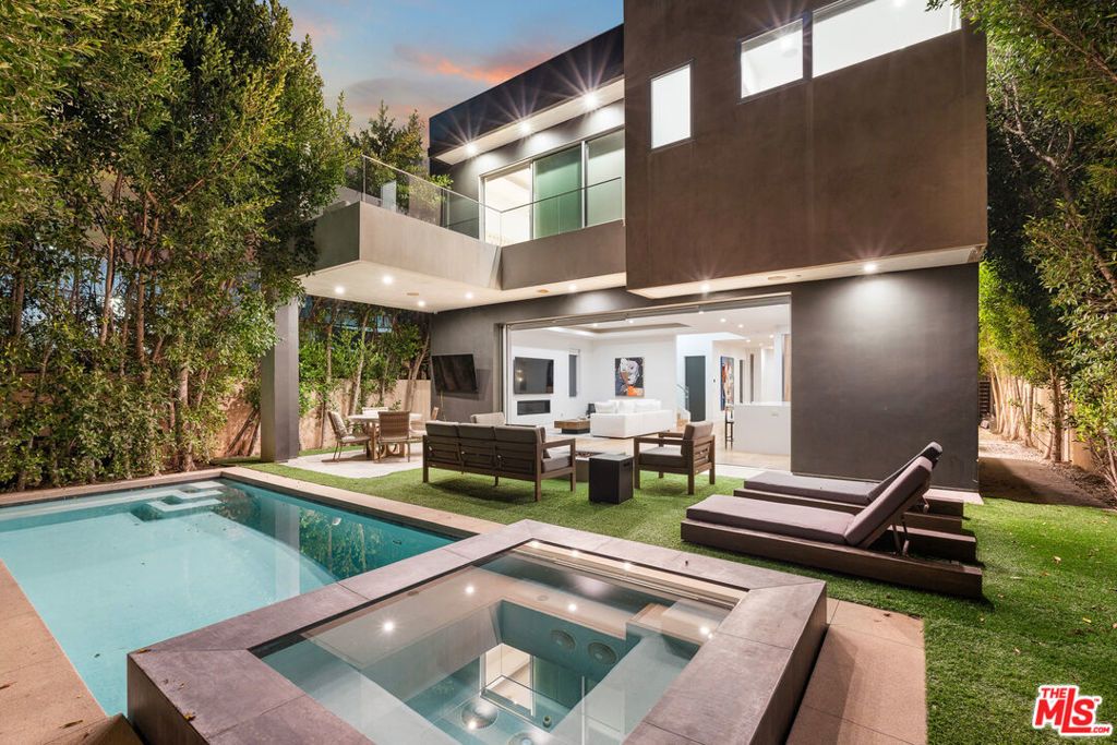 637 N Gardner Street, Los Angeles