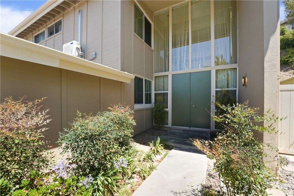 4120 Del Mar, Long Beach