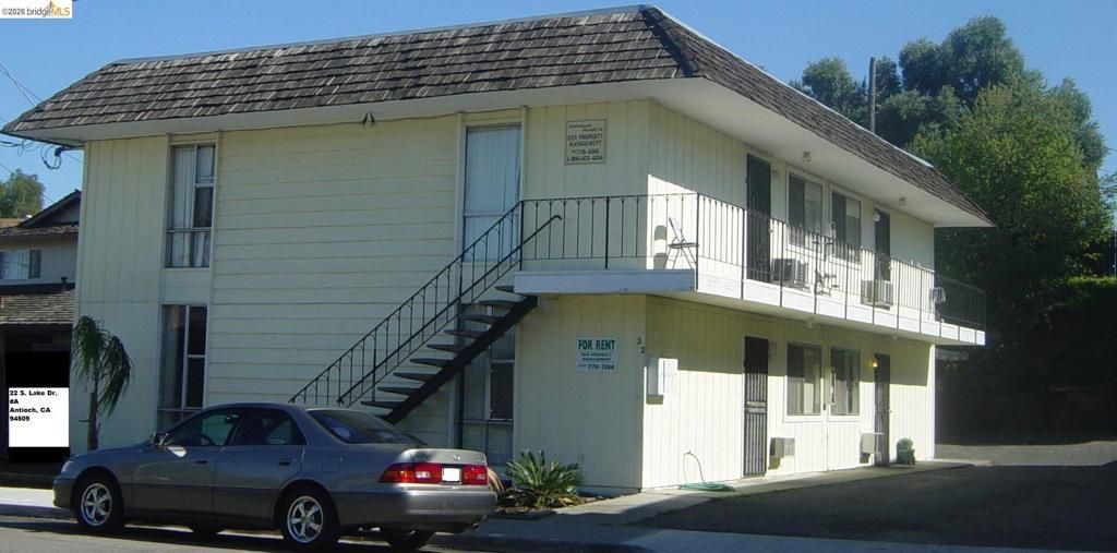 22 South Lake Drive, Antioch