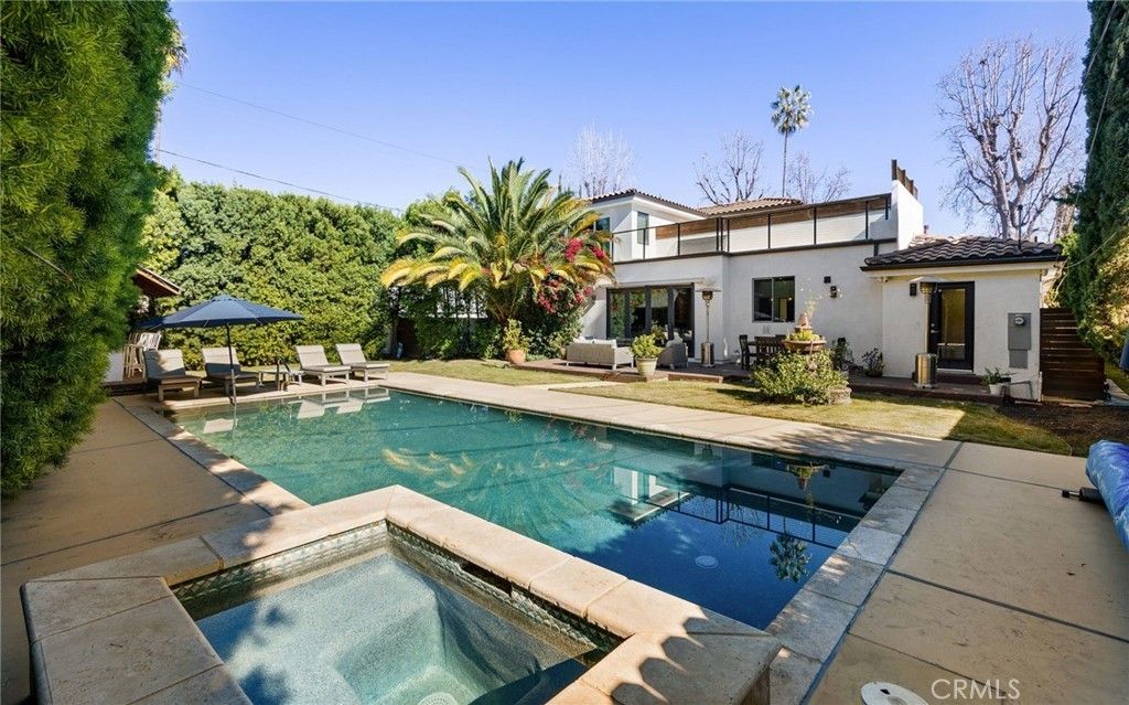 5541 Matilija Avenue, Sherman Oaks