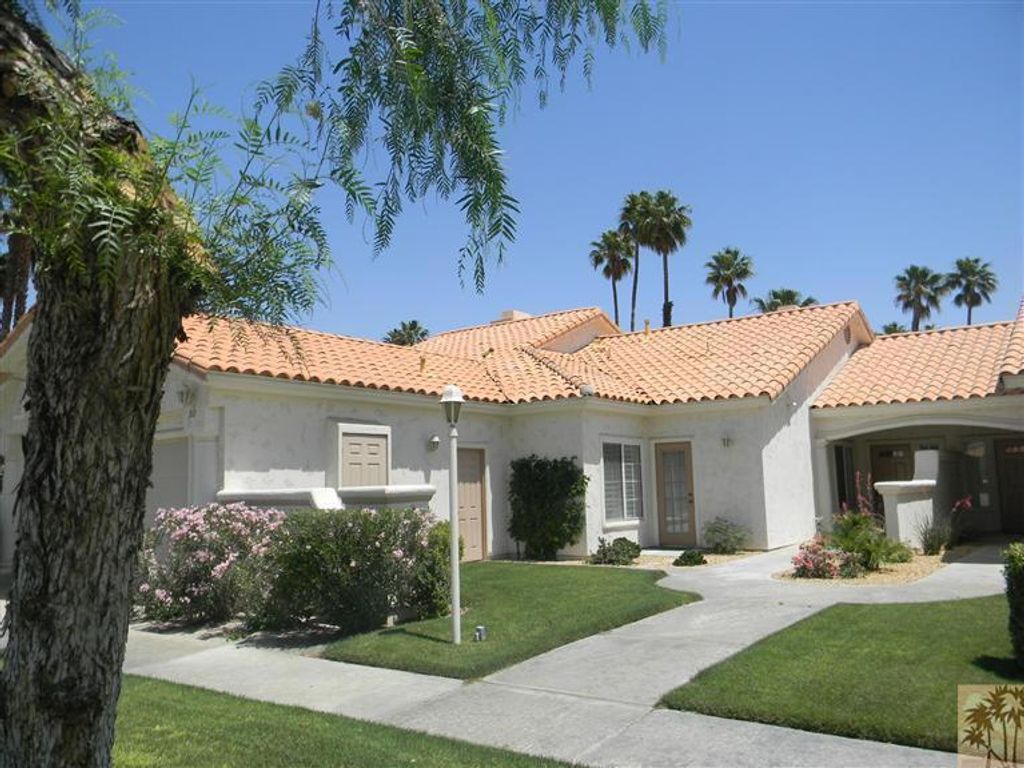 160 Desert Falls Circle, Palm Desert