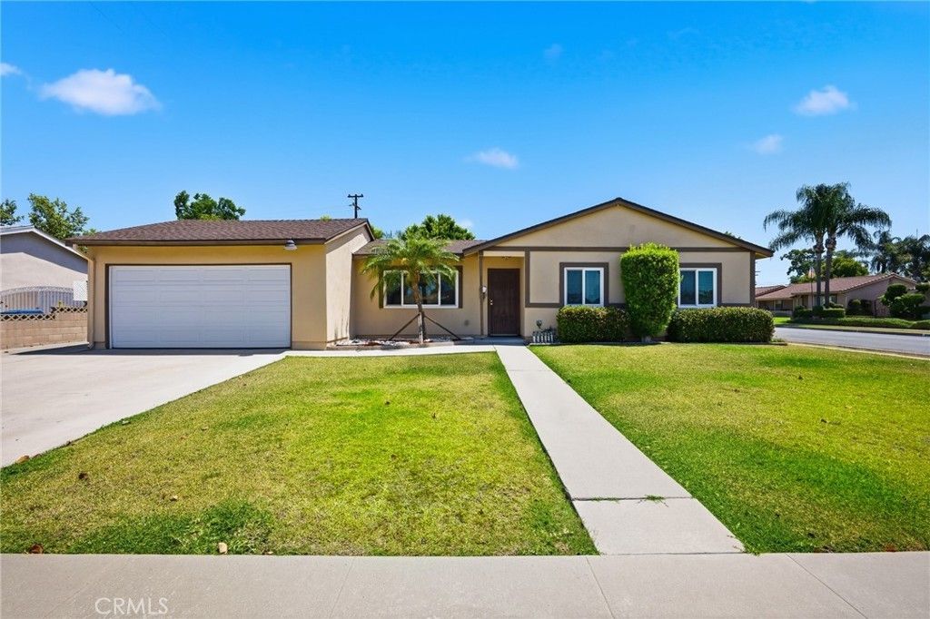 1225 W Glenmere, West Covina