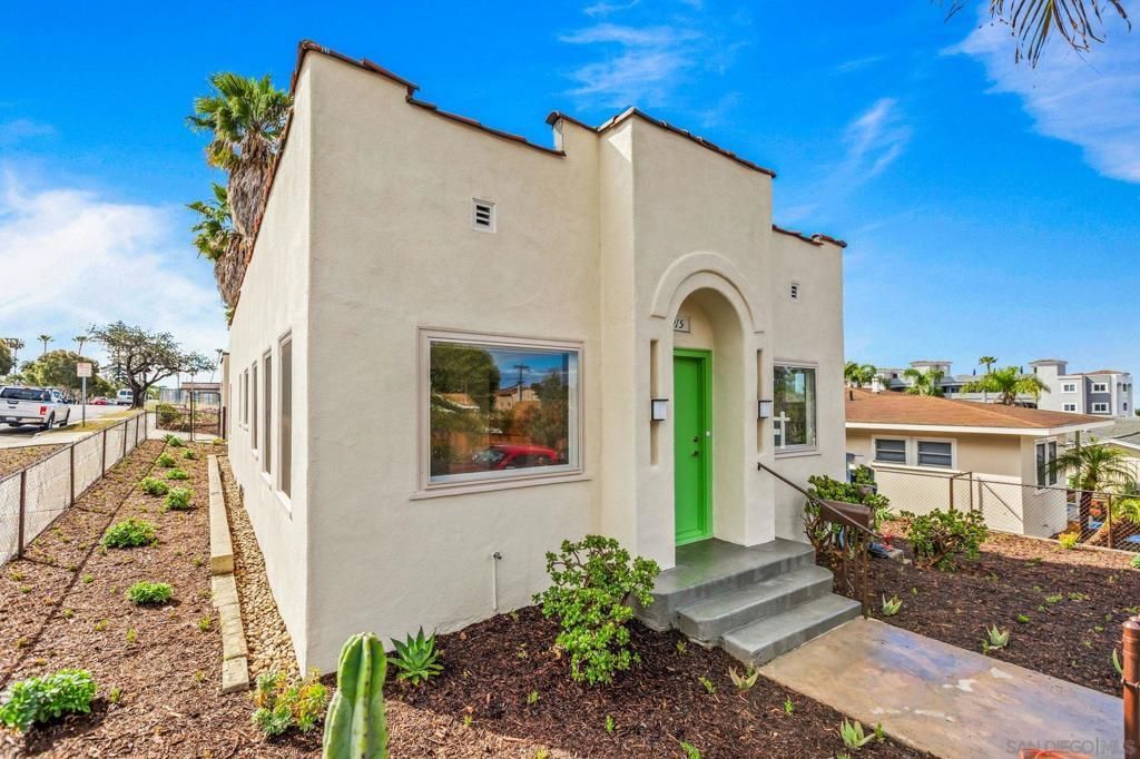 915 Civic Center Dr, Oceanside