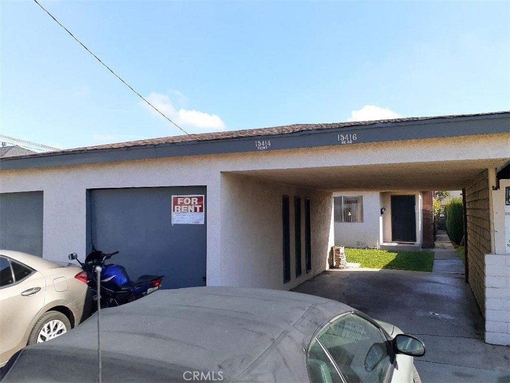 15414 Larch, Lawndale