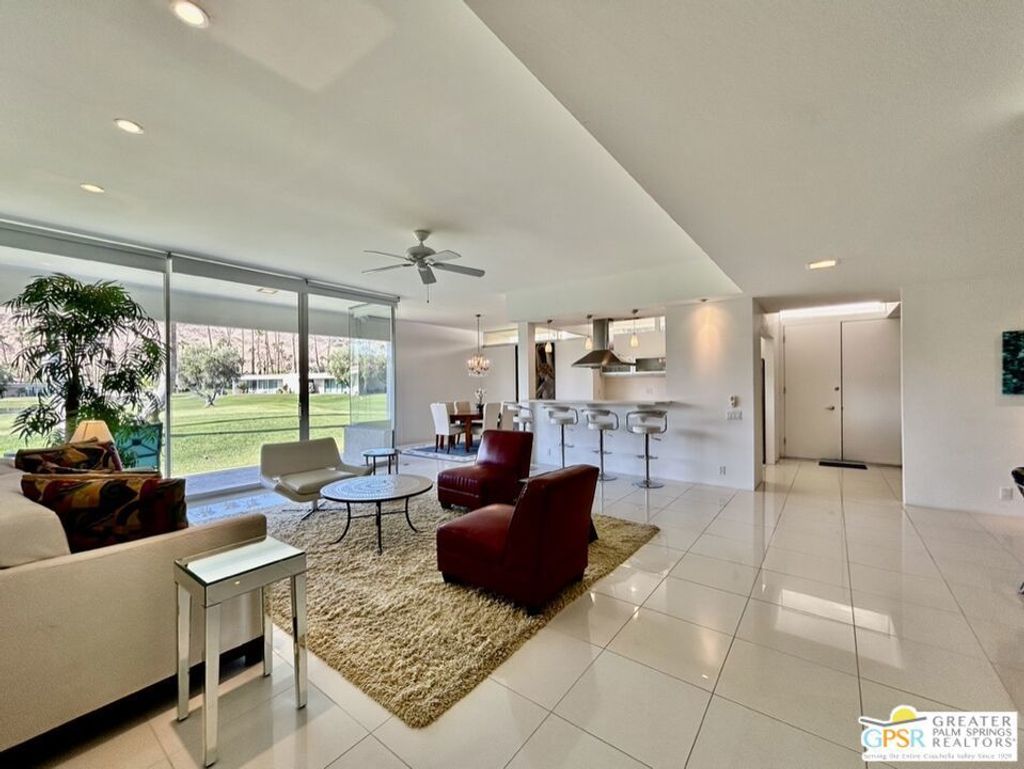 197 Desert Lakes Drive, Palm Springs
