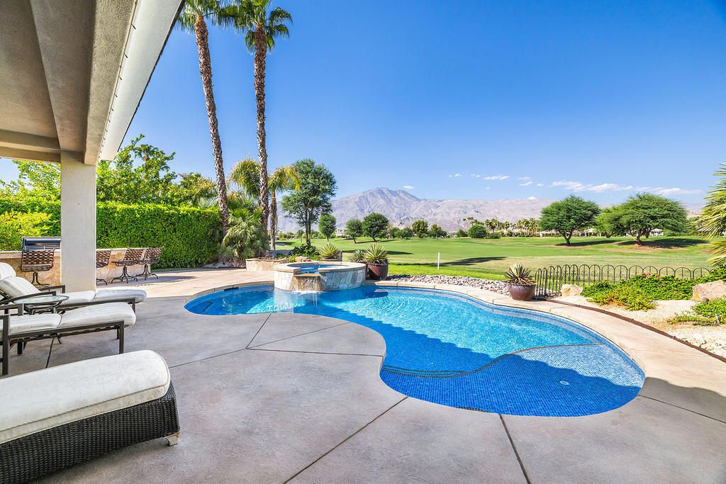 56825 Mountain, La Quinta