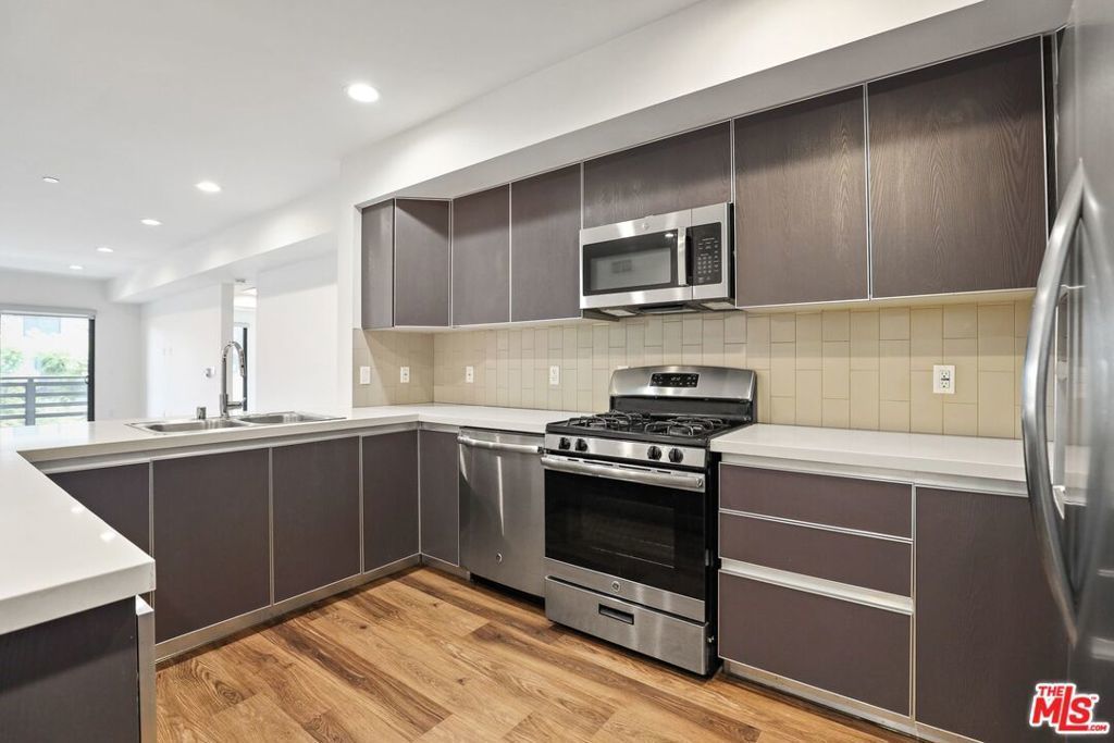 807 Hudson # 308, Los Angeles