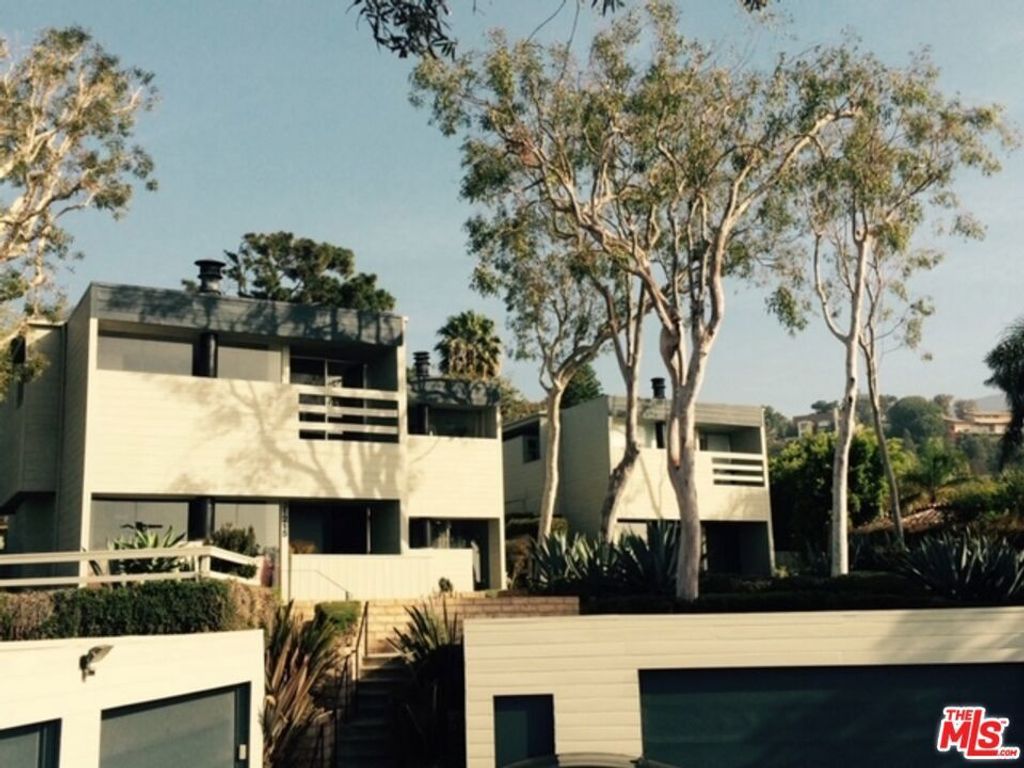 31215 Pacific Coast Highway, Malibu
