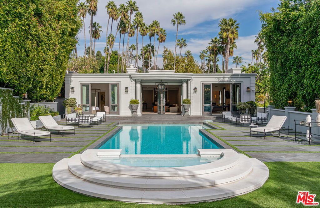 402 Doheny Road, Beverly Hills
