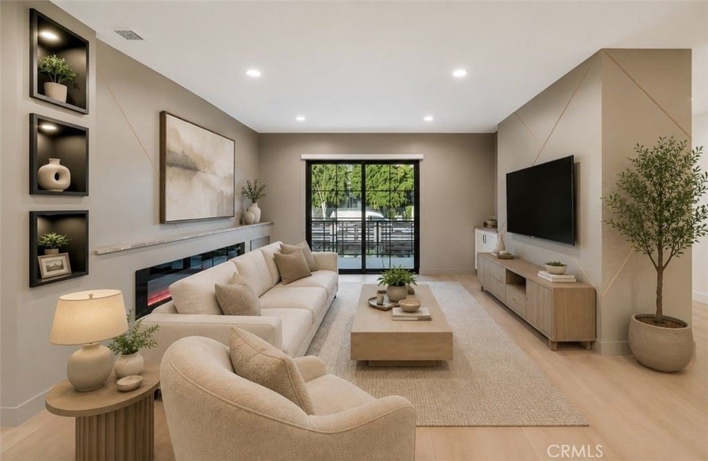 7401 Dempsey Ave, Van Nuys